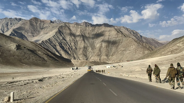 Magnetic Hill Of Ladakh Leh To Magnetic Hill Travel Guide