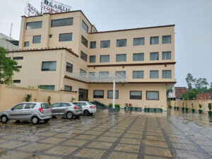 hotel one earth trinetar