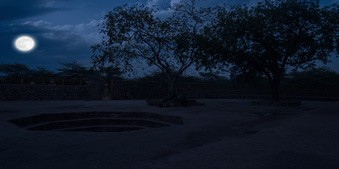 Jamali Kamali Mosque at night by vargis khan