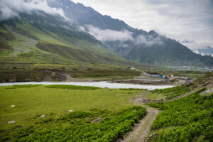 Kashmir Tourist Camp to Sonamarg