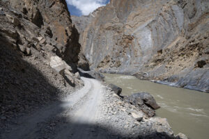 padum to lamayuru via lingshed