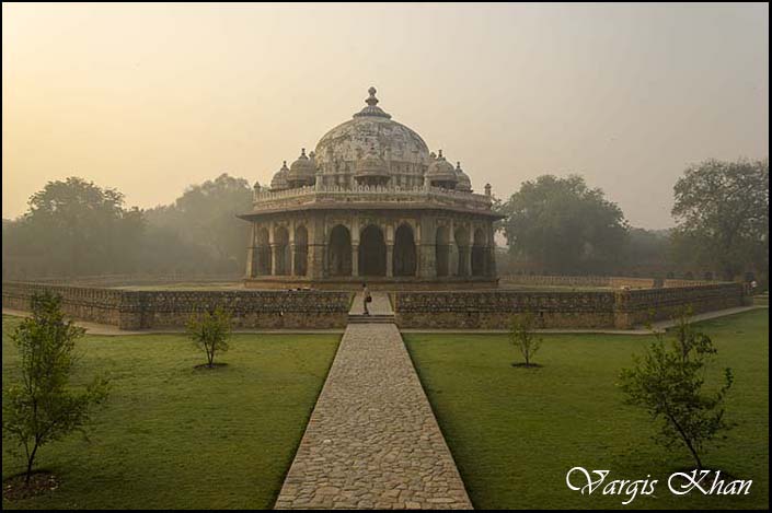 isa-khan-niazi-tomb-vargis-khan