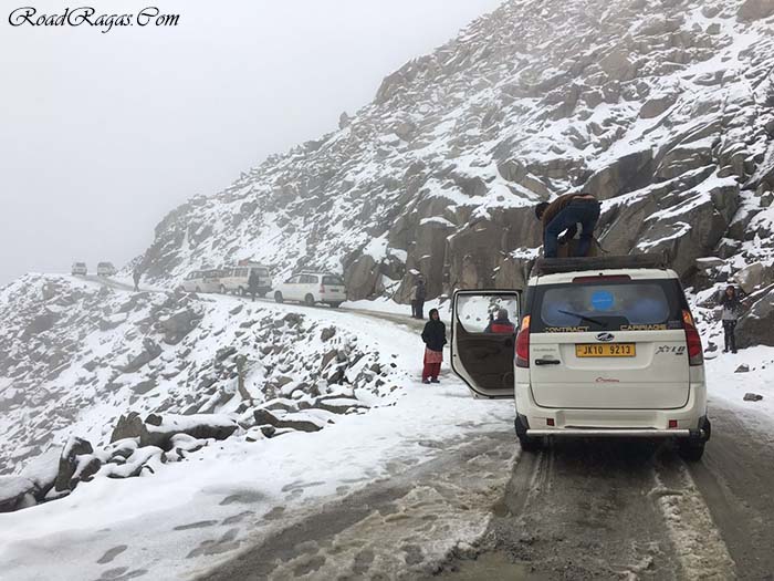 snowfall in ladakh in september