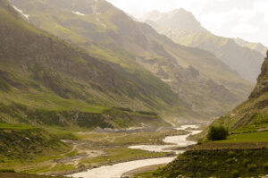 manali to leh highway