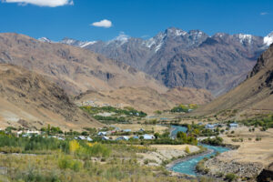 Best Time to Travel from Srinagar to Leh by Road