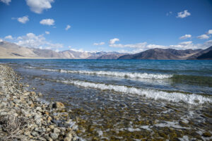 Pangong Lake to Leh via Changla Pass