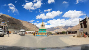 Pangong Lake to Leh via Changla Pass