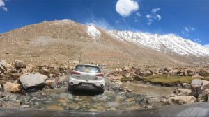 Pangong Lake to Leh via Changla Pass