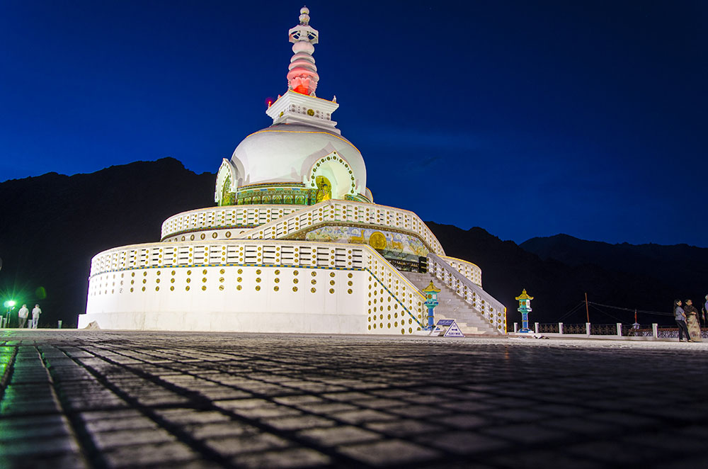 shanti stupa