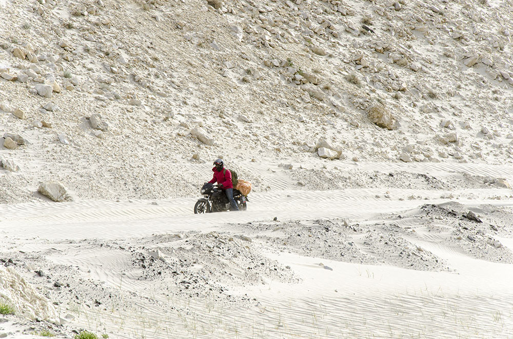 Top Safety Tips for Travelling to Ladakh Alone