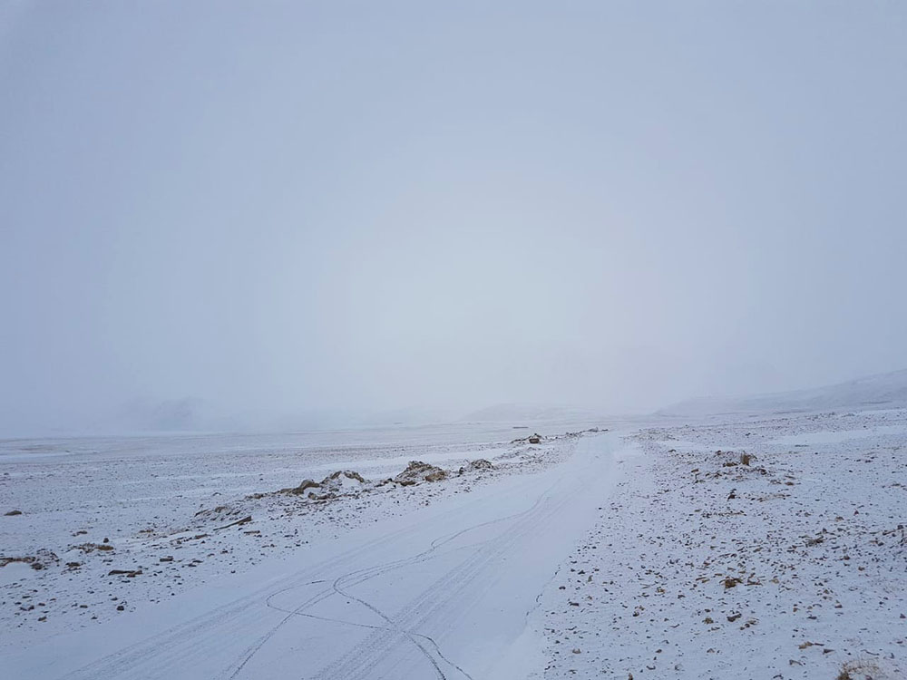 kargil road in march