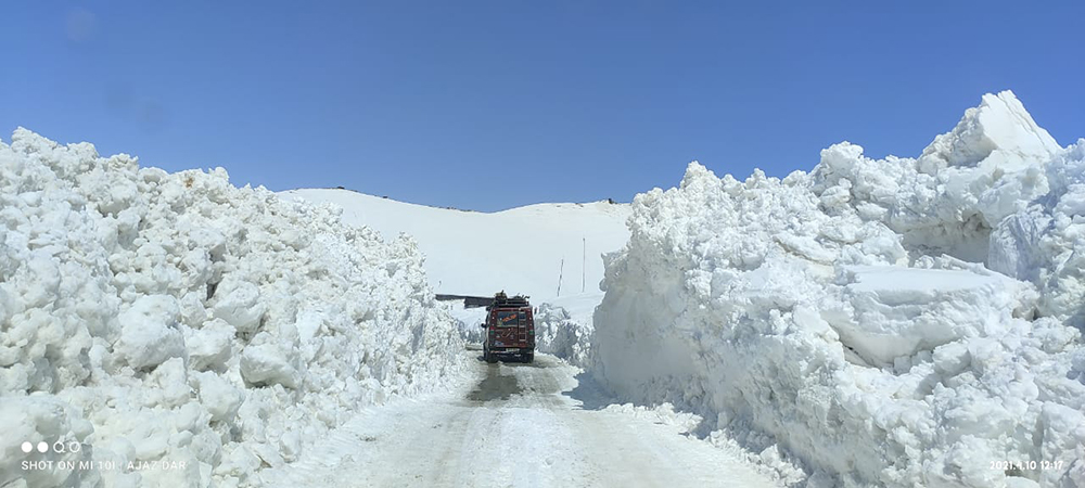 gurez-valley-in-winter - Vargis Khan