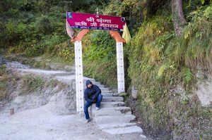 places to visit in tirthan valley