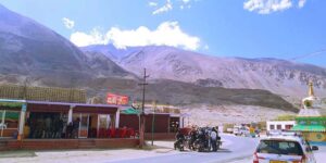 Nubra Valley to Pangong Lake via Shyok Road