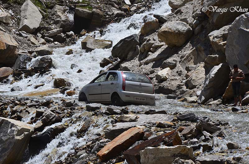 how to reach spiti valley by car