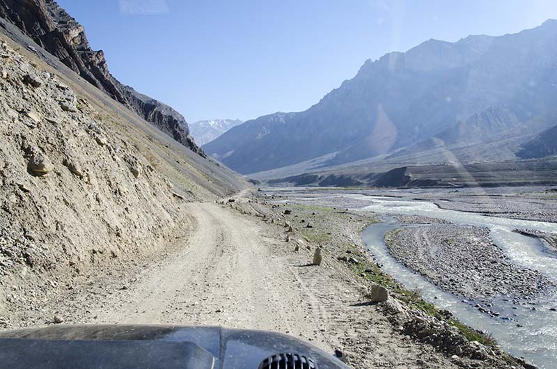 road conditions in pin valley