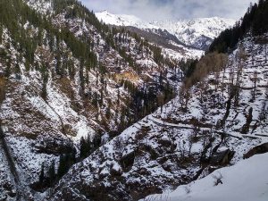 trekking in malana