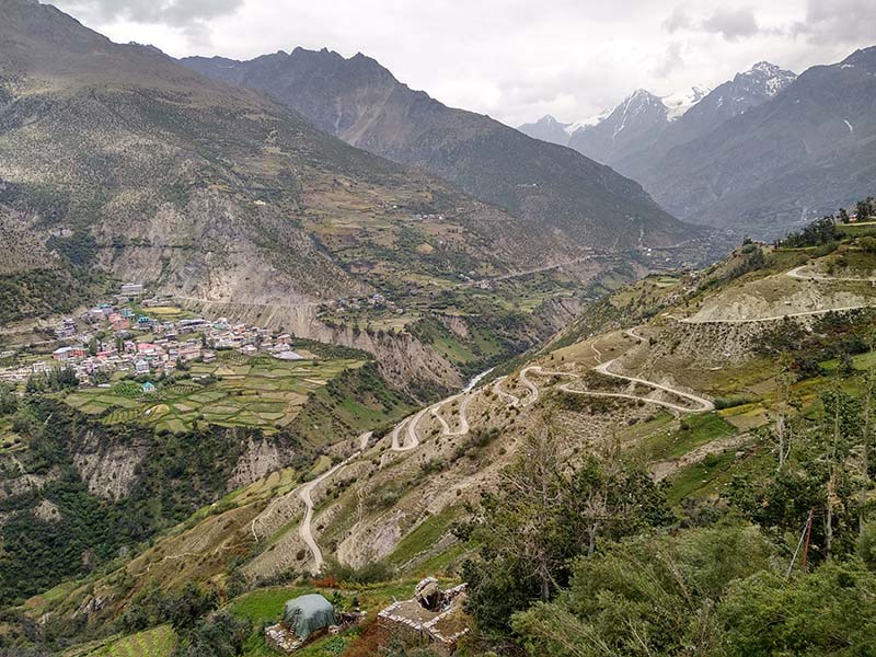 trekking in himalayas