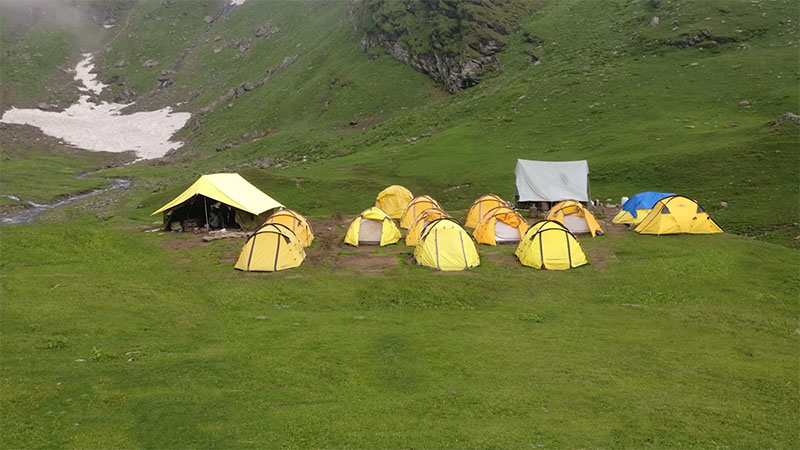 rola kholi campsite