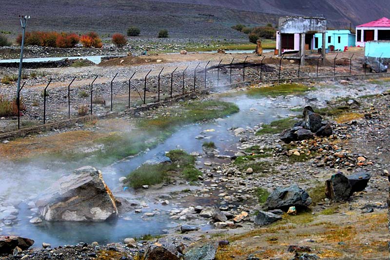 chumathang hot water springs