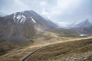 snowfall at khardung la