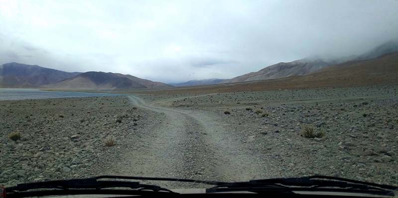 the road from pangong to hanle