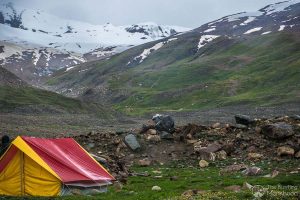 pin parvati trek base camp