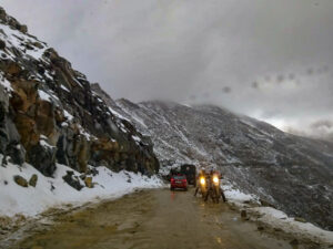 Snowfall at Khardung La