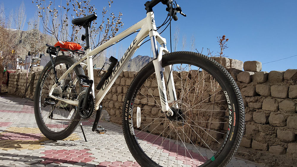 ladakh cycling trip