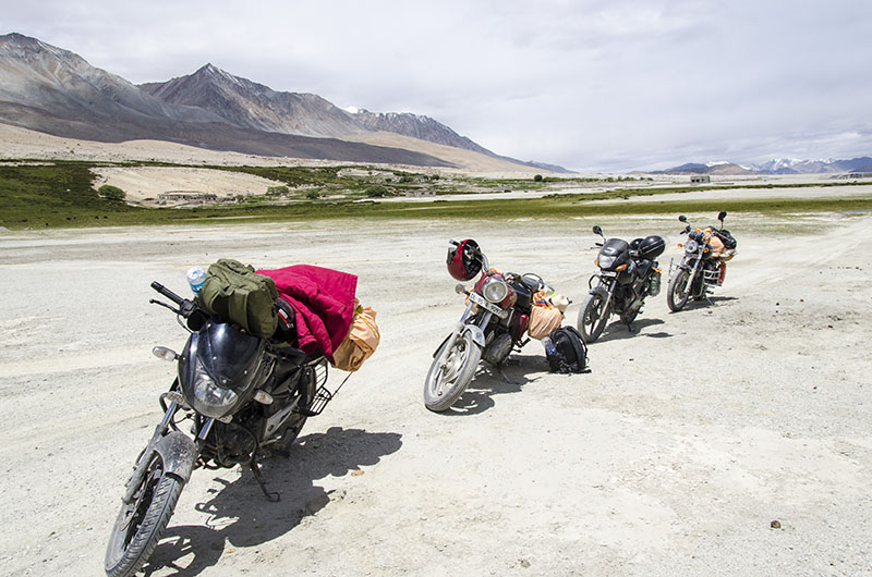 Leh Ladakh on 100cc Bike or Scooty - How to Plan Your Trip - Vargis Khan