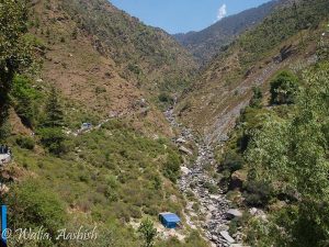 bhagsu waterfall