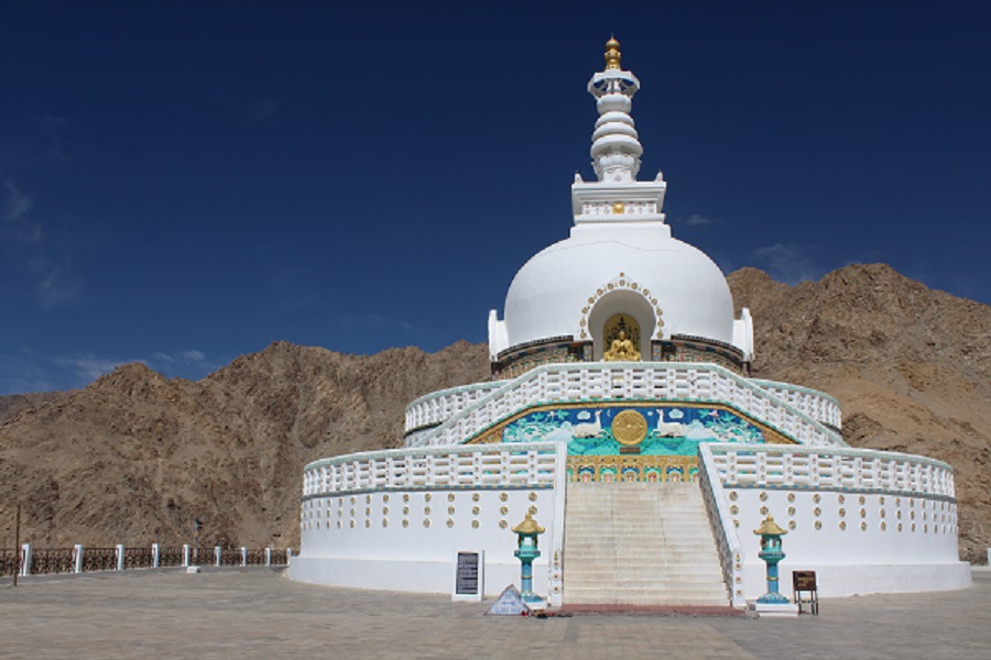 shanti stupa