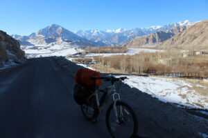 Manali to Leh cycling itinerary