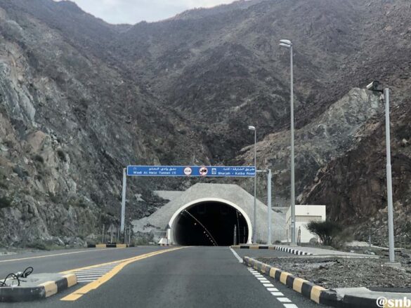 Dubai to Fujairah Road Trip - Sightseeing in Fujairah - Vargis Khan