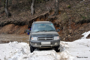 rohru to chanshal pass