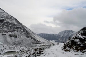 sach pass road trip