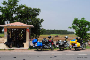 delhi to ladakh bike trip