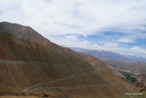 Pangong Lake to Leh