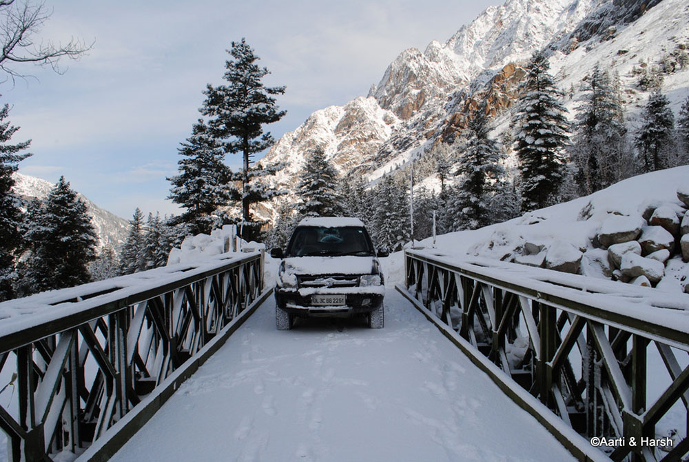 sangla valley in winters