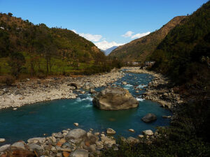 trek to deoria tal