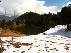trek to deoria tal