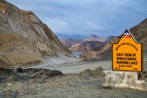 nubra valley to pangong lake via shyok