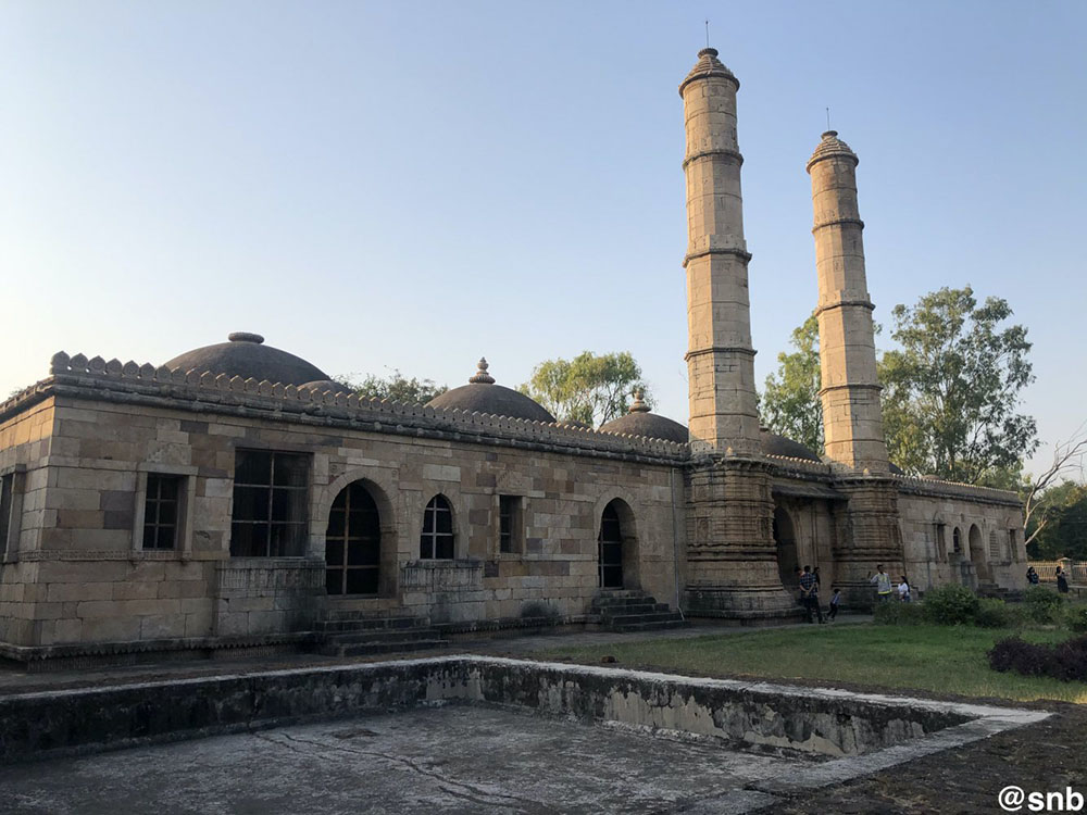 Shaher ki Masjid
