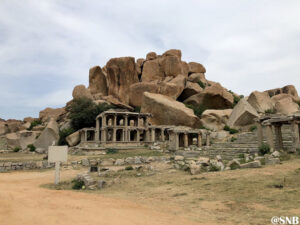 Sightseeing in Hampi & Things to Do
