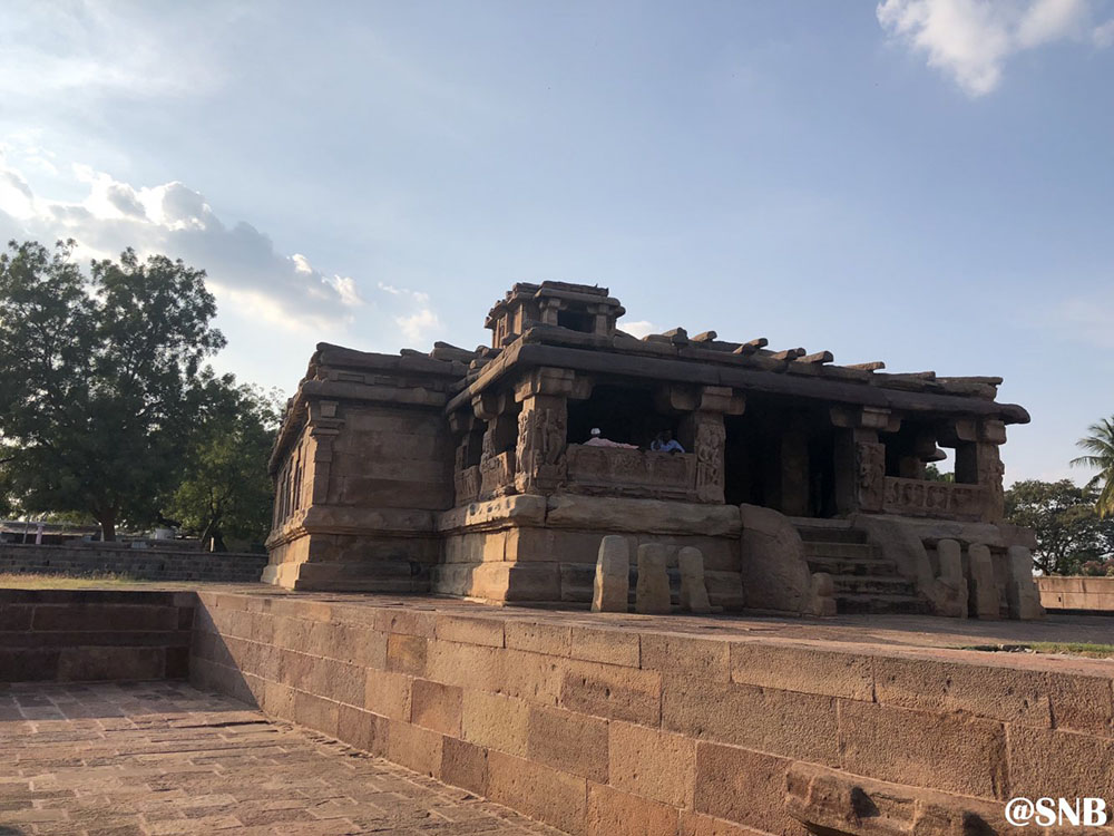 Lad Khan temple