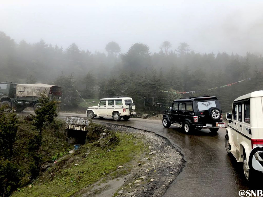 road from tawang to bumla pass