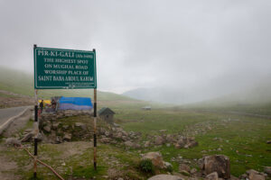 jammu to srinagar via mughal road