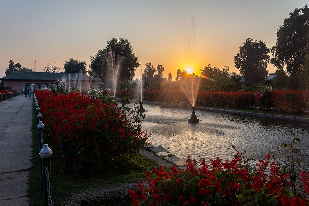 sunset in mughal garden