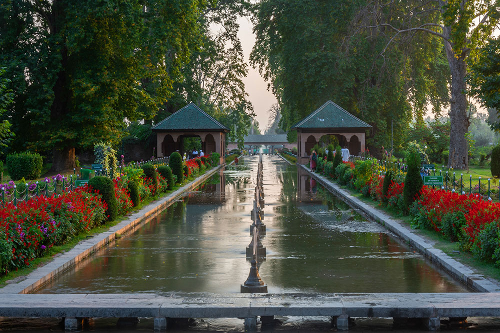 Top 10 Gardens In Kashmir - Kashmir Online Blog