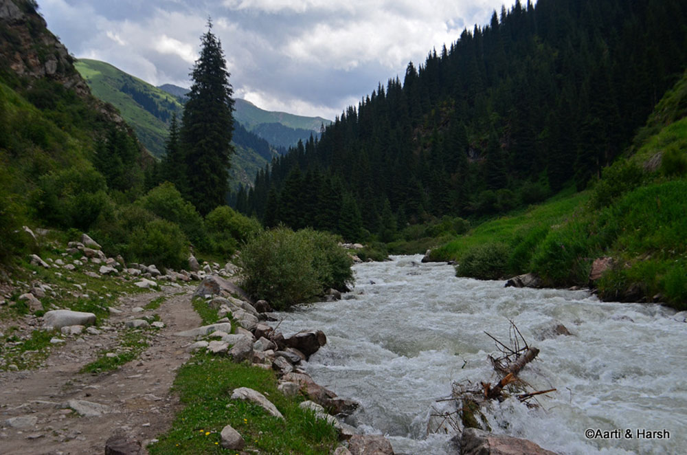 Altyn Arashan valley